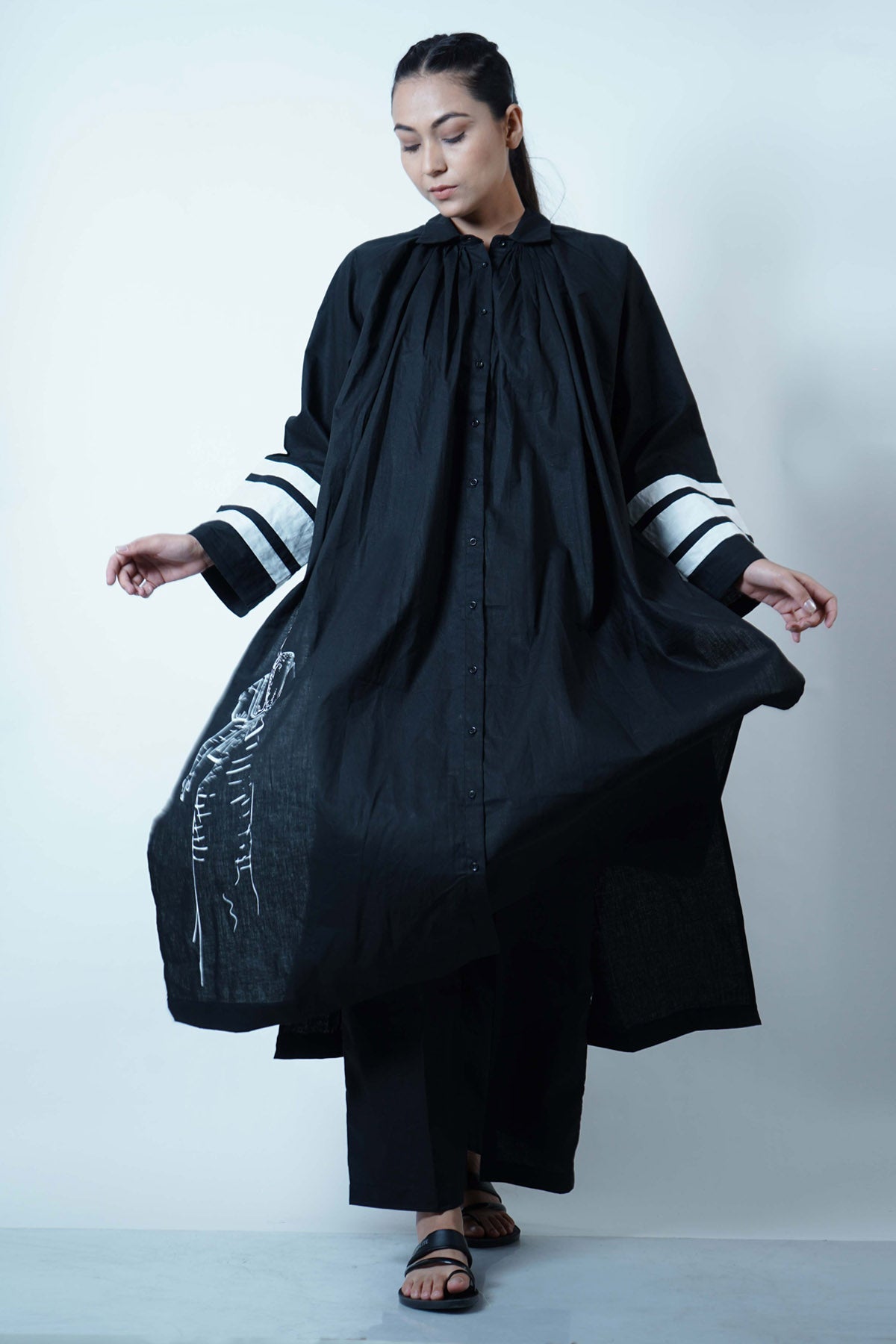 Buy Jaza Black Shirt Collar Kurta Set For Women Available online at ScrollnShops